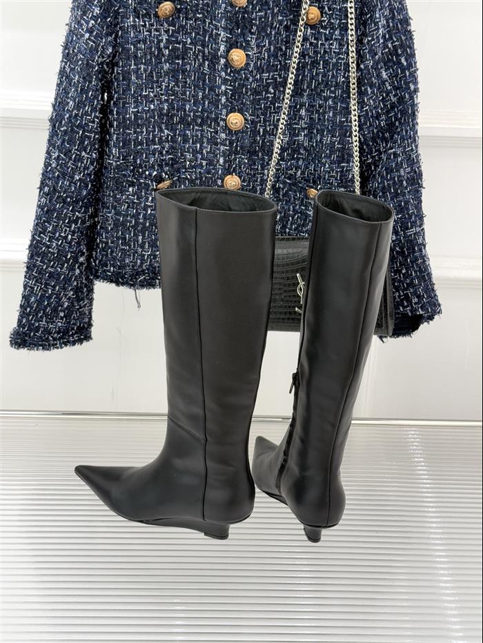 20251128174315842 470